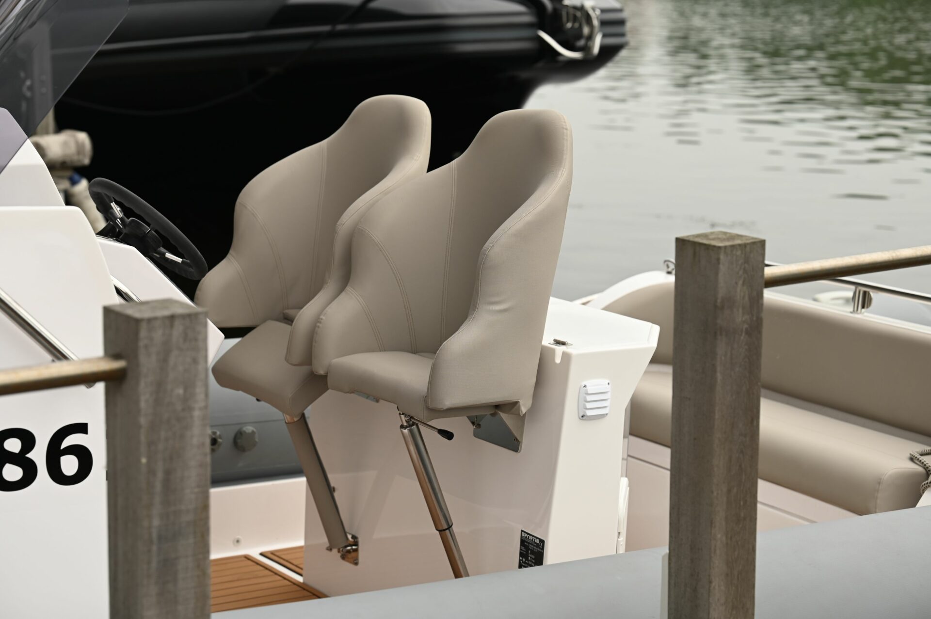 close up image of Wetbar with 2 recleining suspension seats