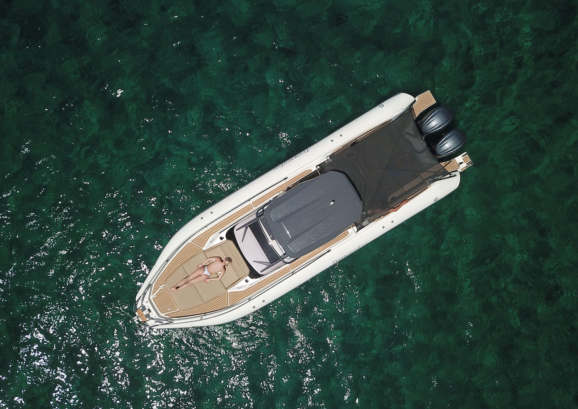close up image of Bimini stern area with 2 carbon pylons
